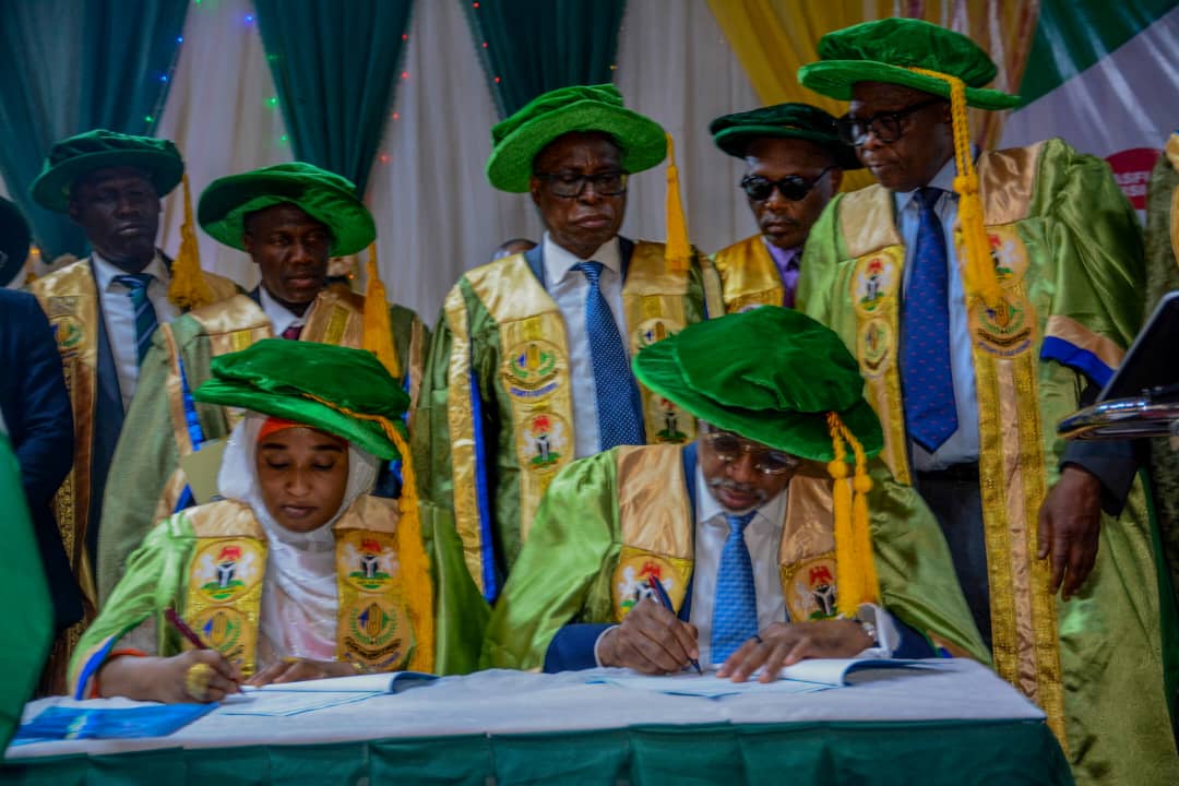 Convocation Shield FG, Ogun Formalise TASUED Takeover, Sign MoU at 17th Convocation – The ...